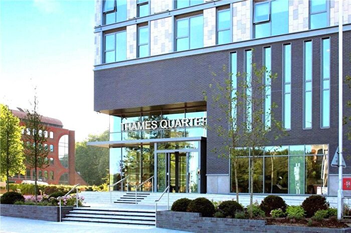 2 Bedroom Apartment To Rent In Napier Road, Reading, Berkshire, RG1