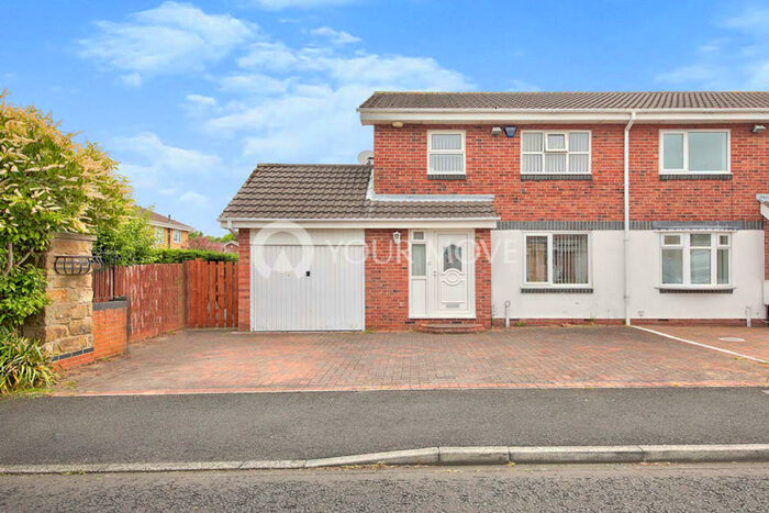 3 Bedroom Semi-Detached House To Rent In Home Park, Wallsend, Tyne And Wear, NE28