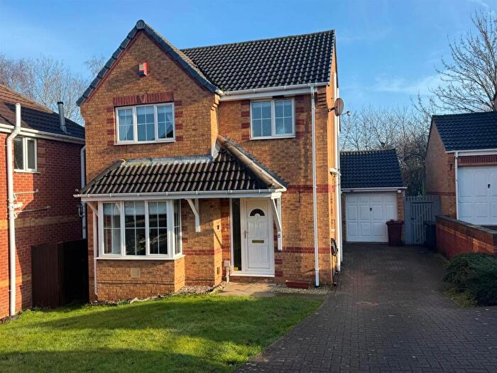 3 Bedroom Detached House For Sale In Roseate Green, Morley, Leeds, LS27