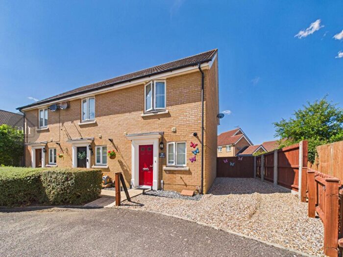 2 Bedroom End Of Terrace House For Sale In Bullfinch Close, Stowmarket, IP14