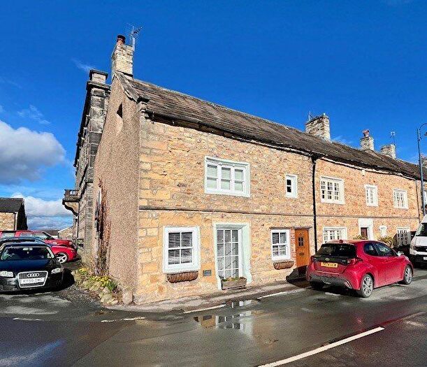 2 Bedroom End Of Terrace House To Rent In Market Place, Masham, Ripon, North Yorkshire, HG4