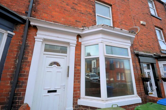 1 Bedroom Flat To Rent In Trafalgar Road, Scarborough, YO12