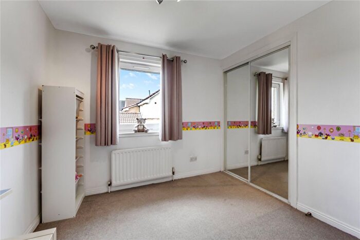 4 Bedroom Detached House For Sale In Bankton Avenue, Livingston, West Lothian, EH54