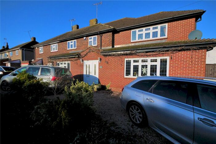 4 Bedroom Semi-Detached House To Rent In Bishops Hall Road, Pilgrims Hatch, Brentwood, CM15
