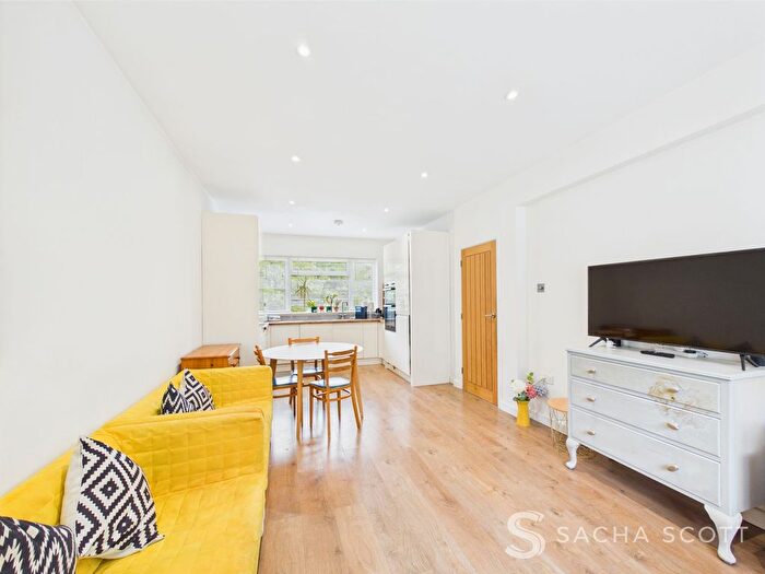 3 Bedroom Maisonette To Rent In Axwood, Epsom, KT18