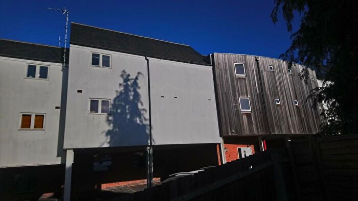 2 Bedroom Apartment To Rent In Castle Point, Hinckley, LE10