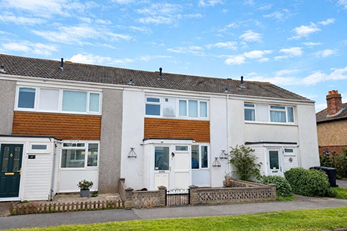 3 Bedroom Terraced House For Sale In Elmore Avenue, Lee-on-the-Solent, PO13
