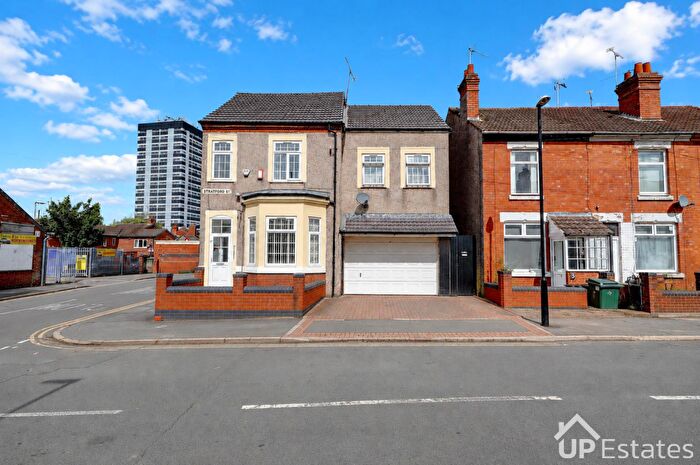 4 Bedroom Detached House For Sale In Stratford Street, Coventry - Look At The Floorplan, CV2