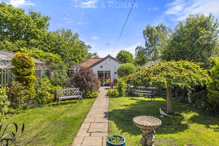 3 Bedroom Retirement Property For Sale In The Borough, Brockham, RH3