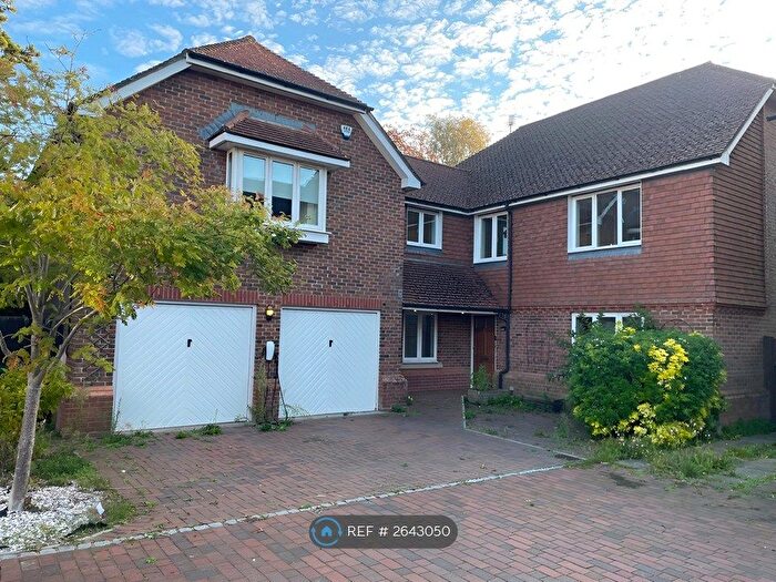 5 Bedroom Detached House To Rent In Willowmead Close, Runcton, Chichester, PO20