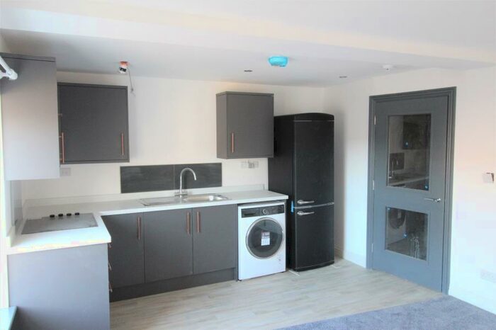 1 Bedroom Flat To Rent In Old Market Place, Ripon, North Yorkshire, HG4