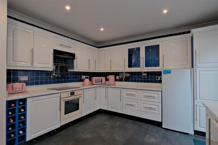 5 Bedroom Detached House For Sale In Hawthorn Gardens, Larkhall, ML9
