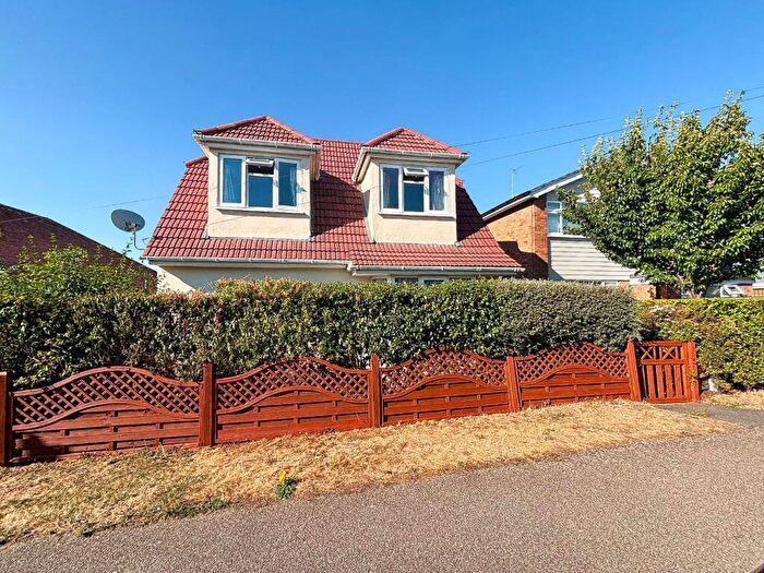 5 Bedroom Detached Bungalow To Rent In Kingsmead Road, Bishops Stortford, CM23