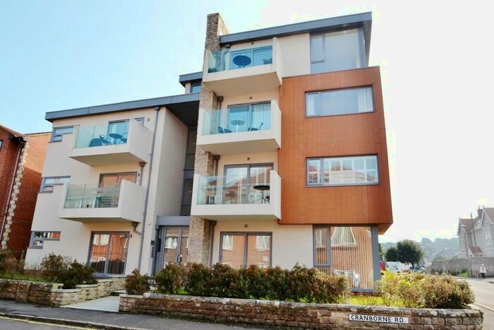 2 Bedroom Flat To Rent In Swanage, BH19