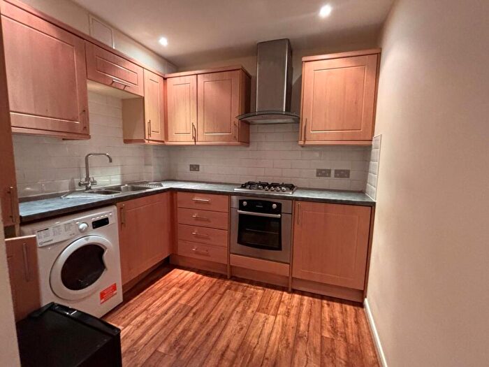 2 Bedroom Apartment To Rent In Somerset Road, Redhill, RH1