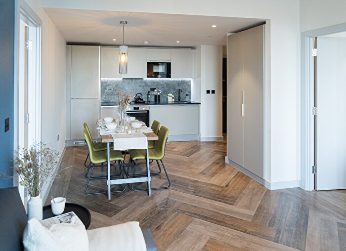 2 Bedroom Apartment To Rent In Ancoats Gardens, Bendix Street, Manchester, Greater Manchester, M4