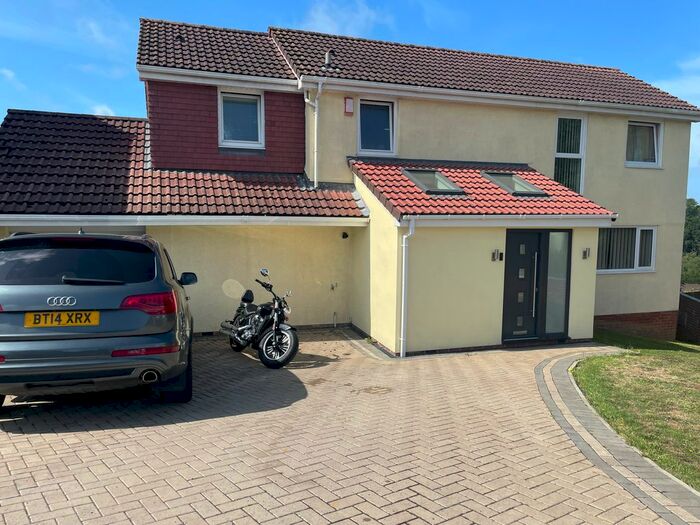 4 Bedroom Detached House To Rent In Windermere Crescent, Plymouth, PL6