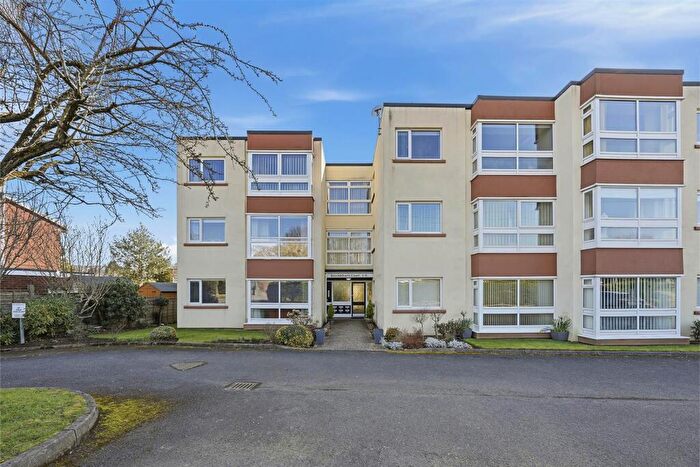 2 Bedroom Apartment For Sale In Tytherington Drive, Macclesfield, SK10
