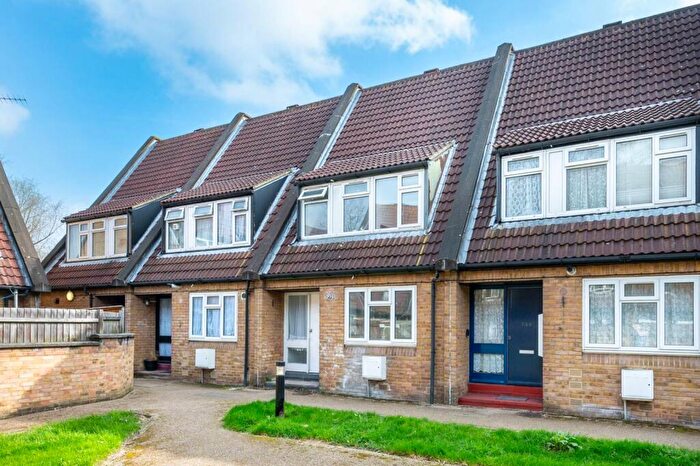 3 Bedroom House To Rent In Griffin Close, Willesden Green, London, NW10