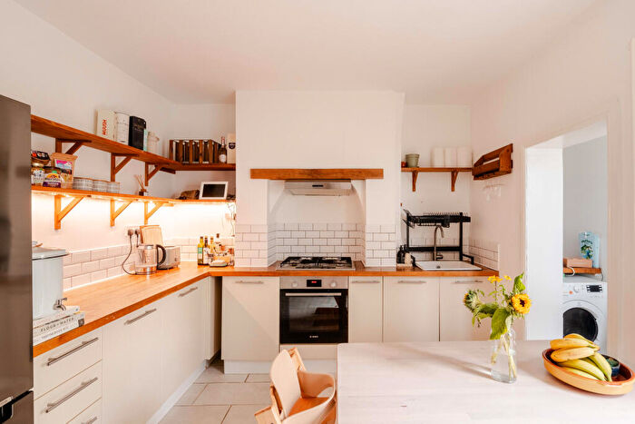 2 Bedroom Terraced House For Sale In Dunmore Street, Totterdown, Bristol, BS4