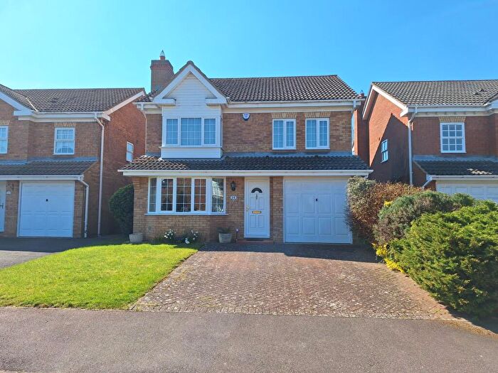 4 Bedroom Detached House For Sale In Jasmine Close, Biggleswade, SG18