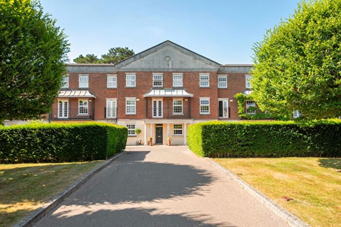 5 Bedroom Terraced House To Rent In Tower Place Warlingham, CR6