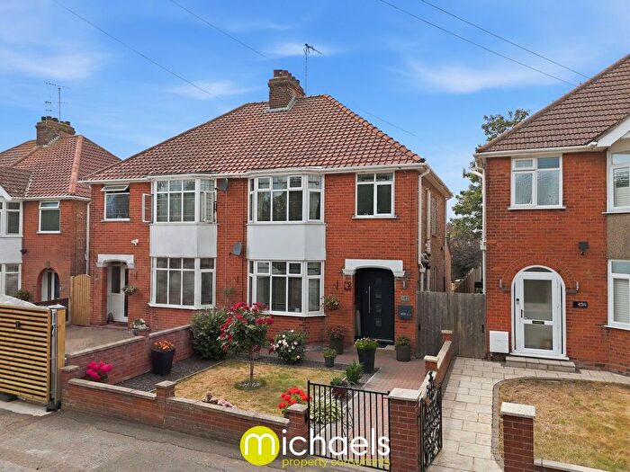 3 Bedroom Semi-Detached House For Sale In Ipswich Road, Colchester, Colchester, CO4