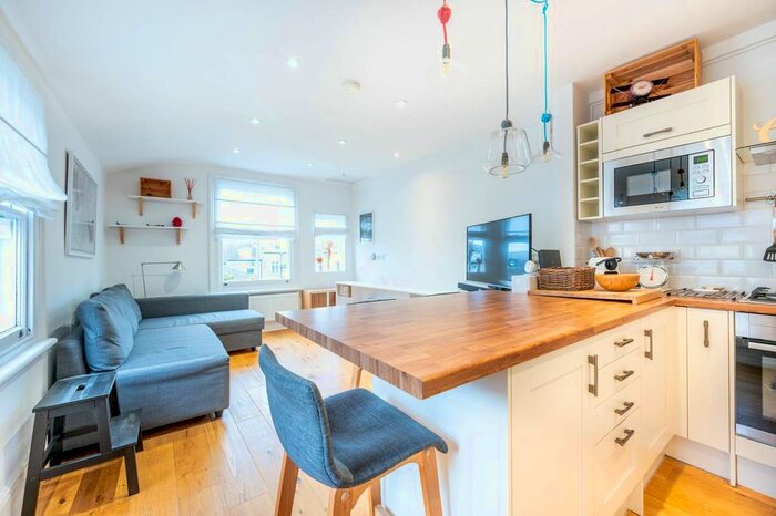 1 Bedroom Flat To Rent In Inderwick Road, Crouch End, London, N8