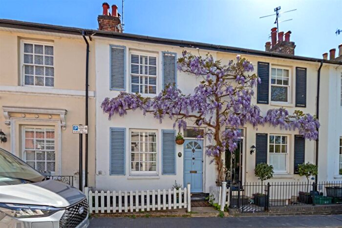 3 Bedroom Terraced House For Sale In New England Street, St Albans, AL3