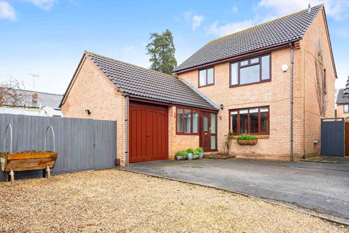 4 Bedroom Detached House For Sale In Briarbank Rise, Charlton Kings, Cheltenham, GL52