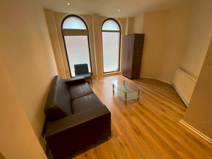 1 Bedroom Flat To Rent In Peterborough Road, Harrow, Middlesex, HA1