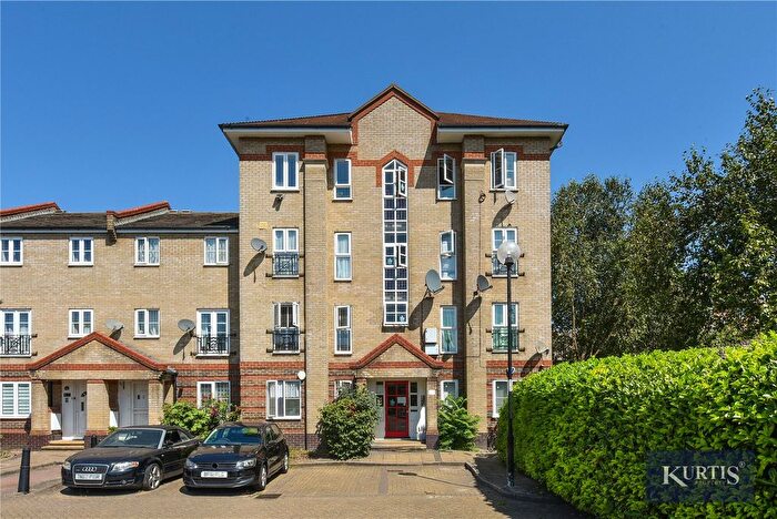 1 Bedroom Flat For Sale In Tollgate Road, London, E6