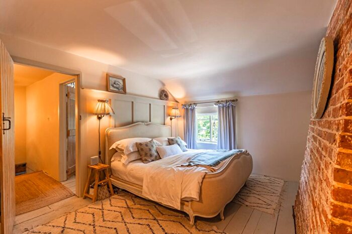 2 Bedroom Cottage For Sale In Ingworth, NR11
