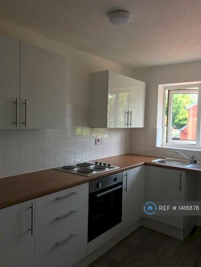 1 Bedroom Flat To Rent In Blackcroft, Clayton-Le-Woods, Chorley, PR6