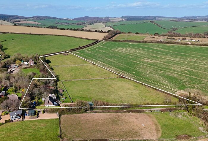 4 Bedroom Equestrian Property For Sale In Fig Tree Cottage, Blendworth, Hampshire, PO8