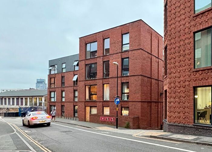 2 Bedroom Flat To Rent In Jewel Court, Legge Lane, Birmingham, West Midlands, B1