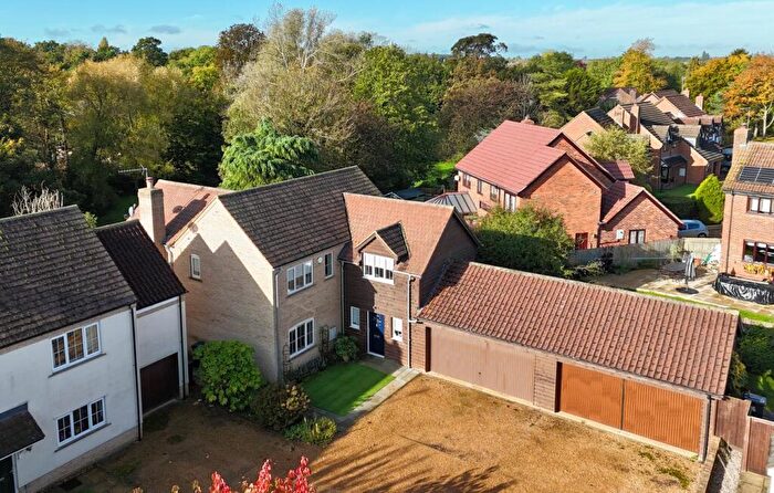 4 Bedroom Detached House For Sale In St Andrews Court, Kimbolton, PE28