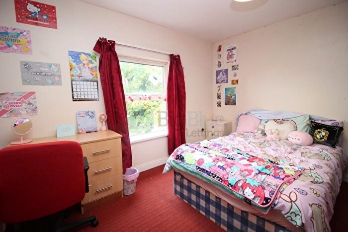 9 Bedroom House To Rent In Cardigan Road, Leeds, LS6