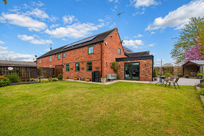 4 Bedroom Barn Conversion For Sale In Castrum Court, Rocester, ST14