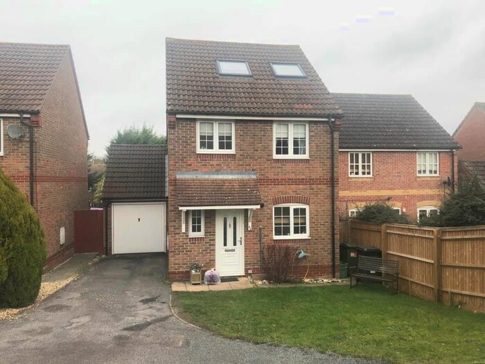 4 Bedroom Detached House To Rent In Newbury, Berkshire RG14