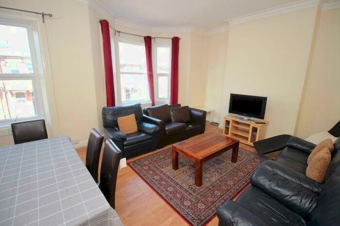 6 Bedroom Terraced House To Rent In Cavendish Place, Jesmond, Newcastle Upon Tyne, NE2