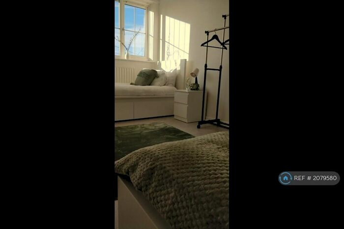 3 Bedroom Terraced House To Rent In Ramshead Crescent, Leeds, LS14