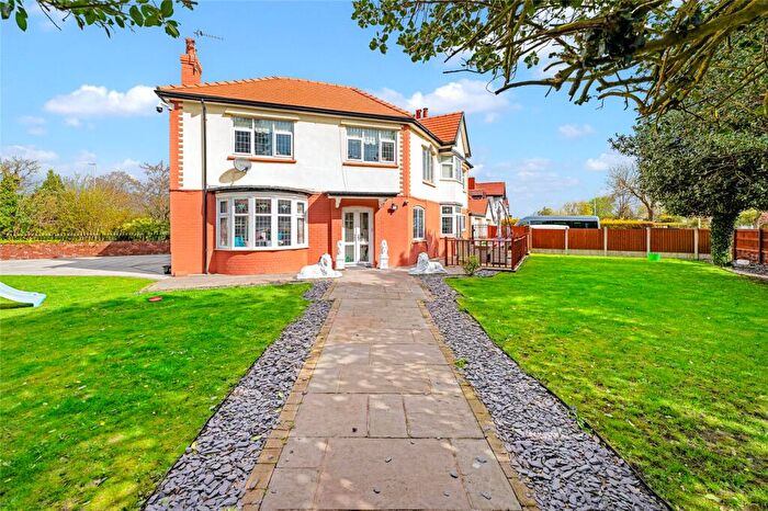 4 Bedroom Detached House For Sale In Waterloo Road, Southport, Merseyside, PR8