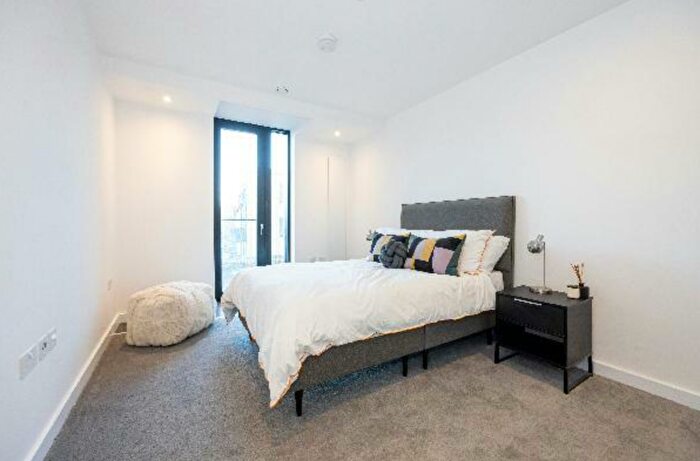1 Bedroom Flat To Rent In Uptown, Dean Road, Salford, M3