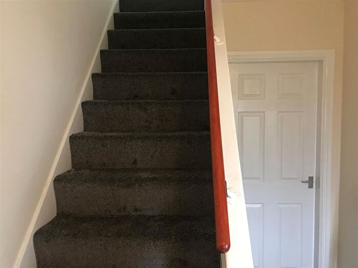 2 Bedroom Terraced House To Rent In Gressel Lane, Birmingham, B33