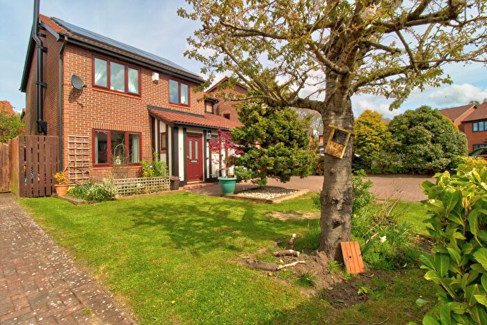 4 Bedroom Detached House For Sale In Blagdon Close, Morpeth, NE61