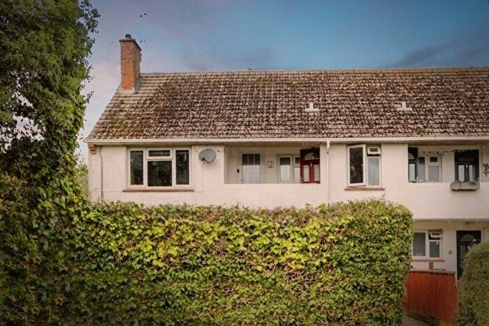 1 Bedroom Flat For Sale In Queens Road, Budleigh Salterton, EX9