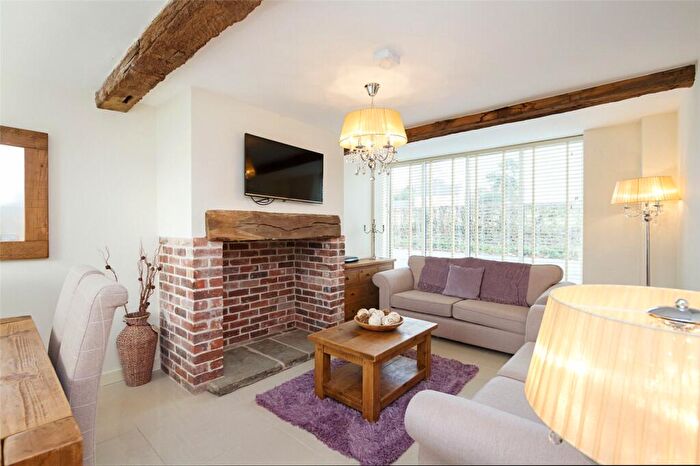 3 Bedroom Garage / Parking To Rent In Luzon, Dove House Farm, Blythe Bridge, Caverswall, Stoke On Trent, ST11