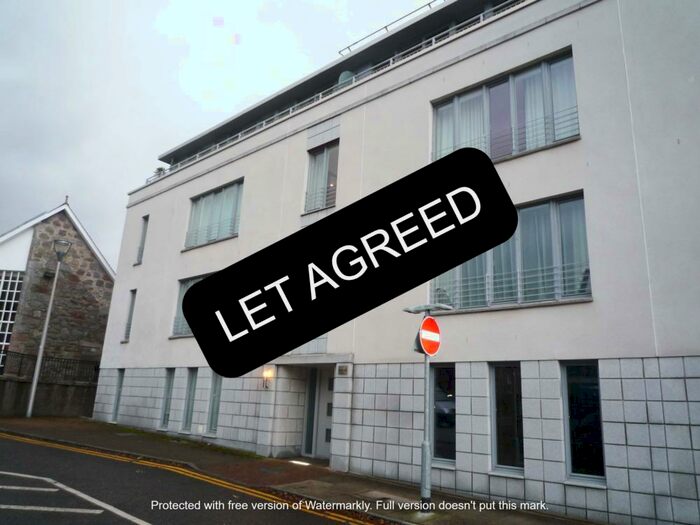 2 Bedroom Flat To Rent In Dempsey Court, AB15