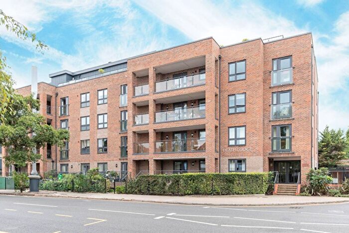 1 Bedroom Flat For Sale In Marsh Road, Pinner, HA5